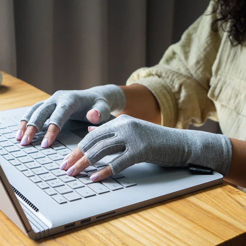 OneCompress™ Gloves | Natural Relief for Hand Pain & Swelling